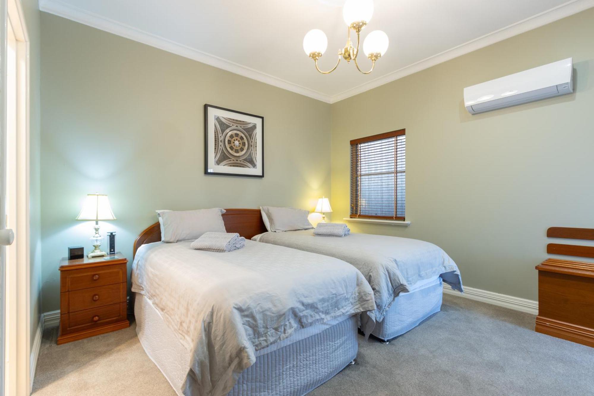 Durham Lodge Bed & Breakfast Perth Exteriör bild